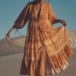 NWT Spell and the Gypsy Utopia Midi Dress